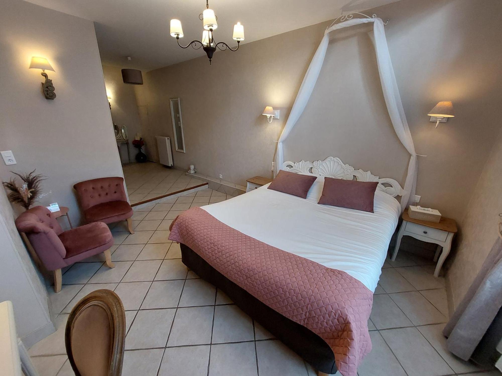 Logis Hotel Le Prince Noir Sérignac-sur-Garonne Εξωτερικό φωτογραφία